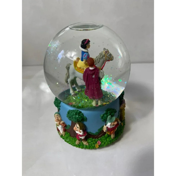 Disney Snow White Prince Florian "I Love You Truly” Snow Globe Music Box Enesco - Picture 3 of 9